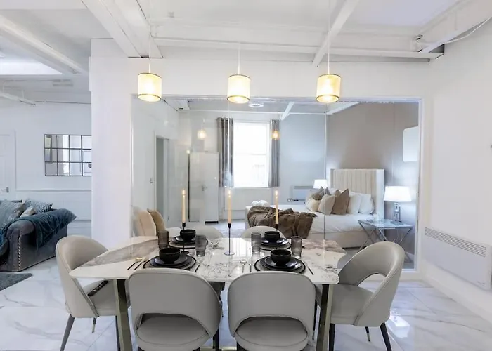 Luxury, Open Plan Apartment